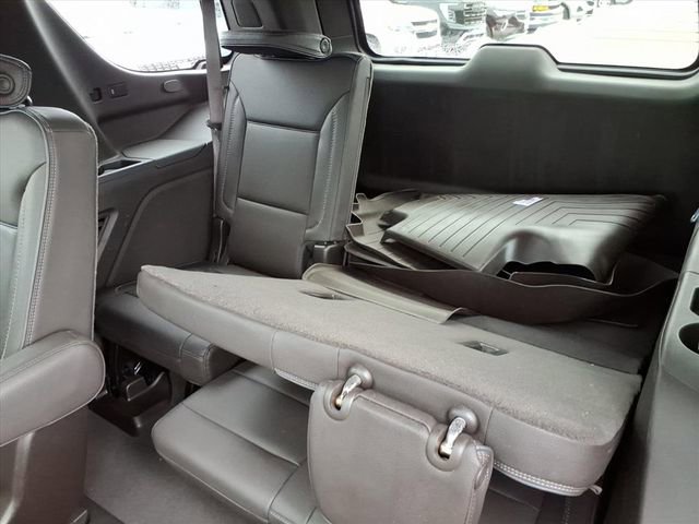 Used 2021 GMC Yukon Denali w/ Denali Premium Package image 21