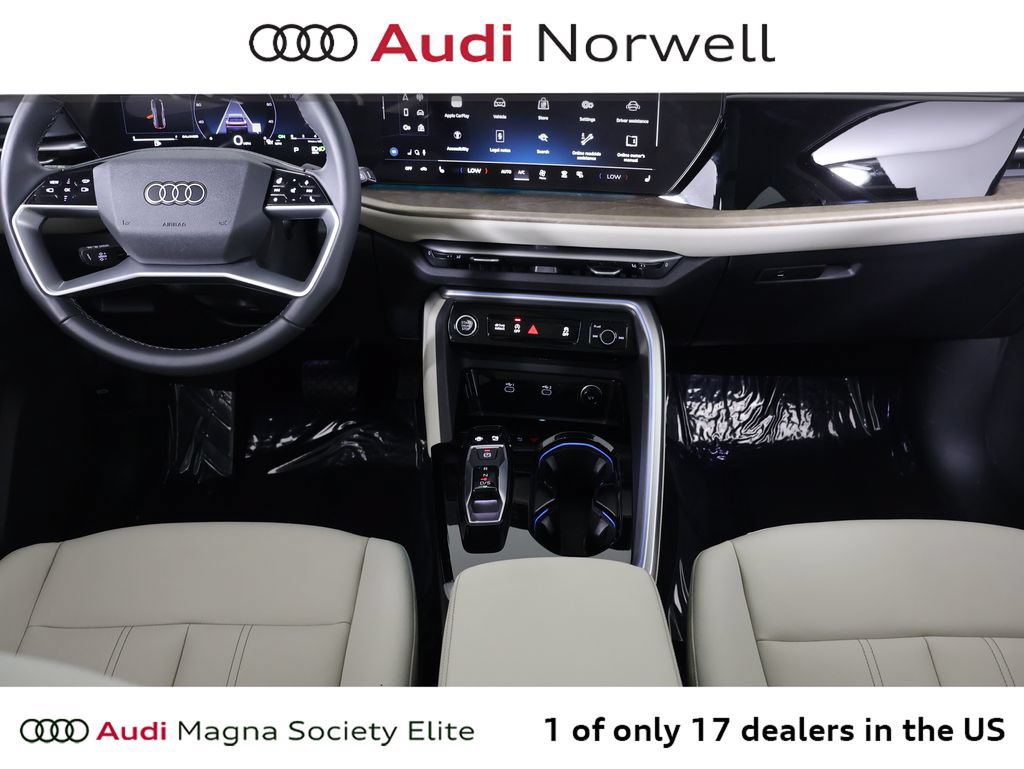 Used 2025 Audi Q5 Premium Plus w/ Premium Plus AWD/4WD image 25