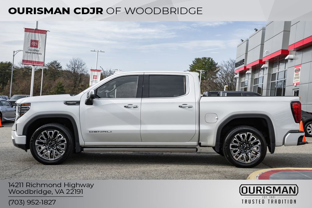 Used 2024 GMC Sierra 1500 Denali Ultimate image 3