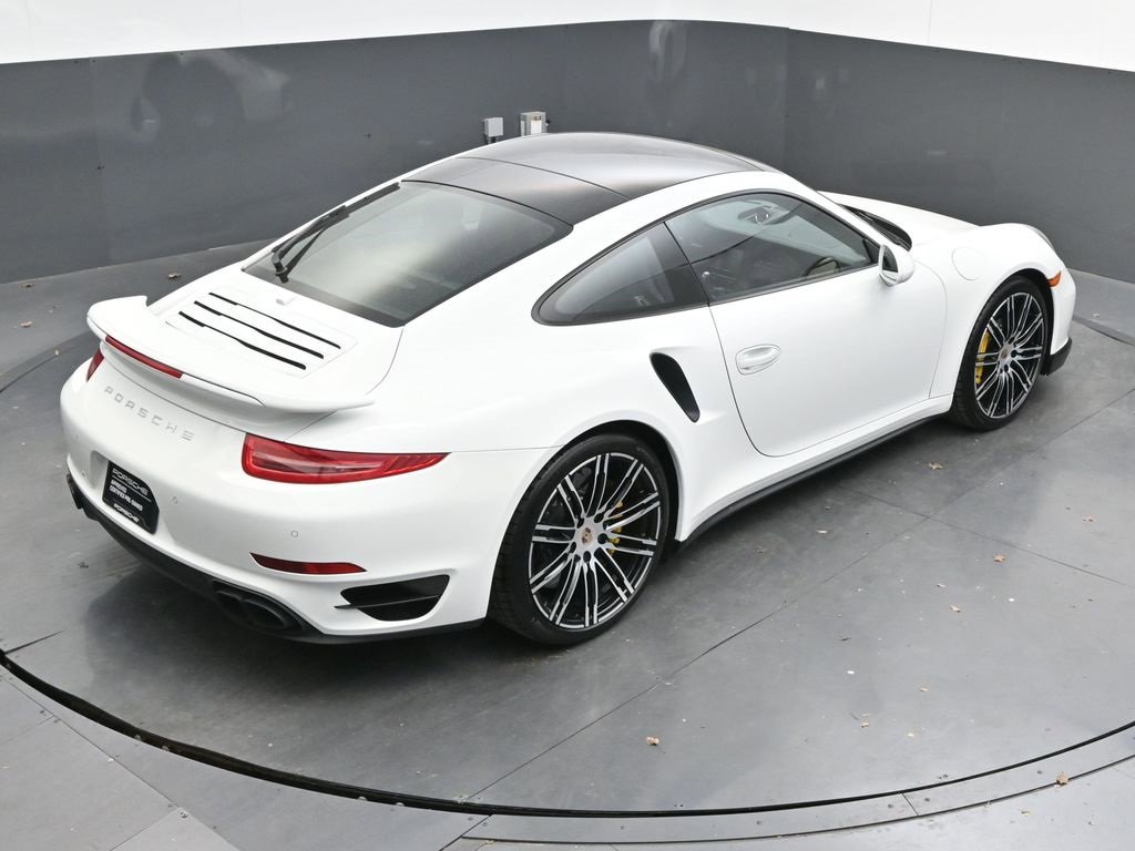 Used 2014 Porsche 911 Turbo S image 38