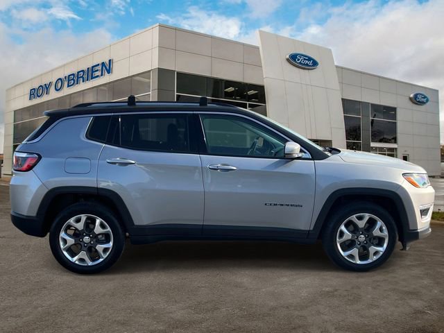 Used 2018 Jeep Compass Limited AWD/4WD image 6