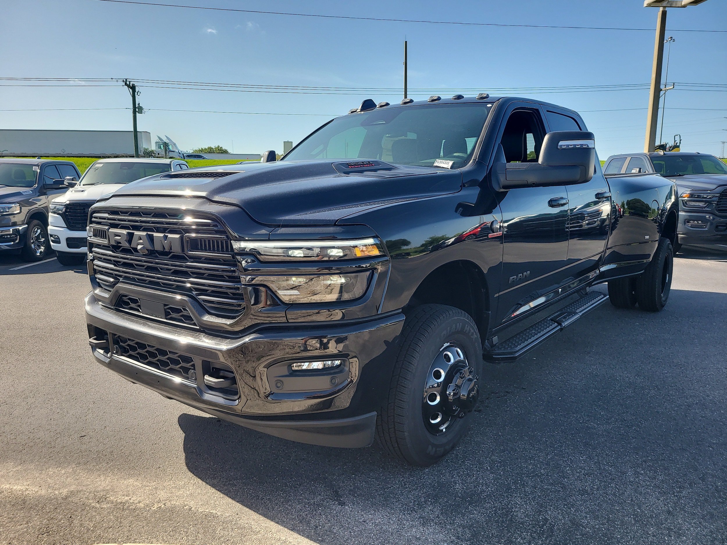 New 2026 RAM 3500 Laramie w/ Night Edition AWD/4WD image 4