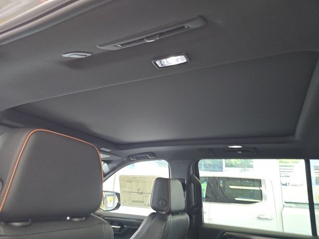 New 2026 GMC Yukon XL AT4 w/ AT4 Premium Package AWD/4WD image 14