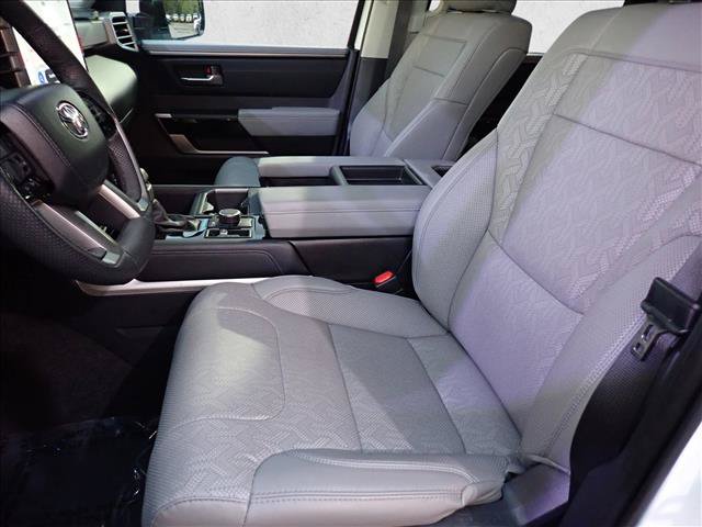 Used 2024 Toyota Tundra Limited AWD/4WD image 13