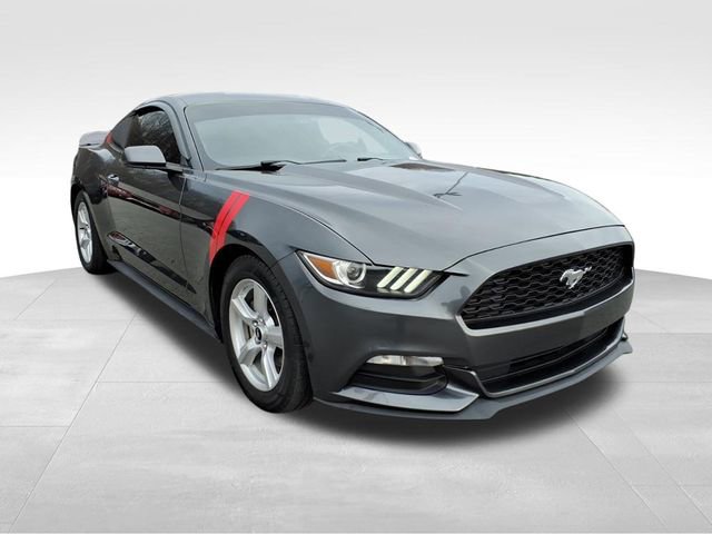 Used 2016 Ford Mustang Coupe image 11