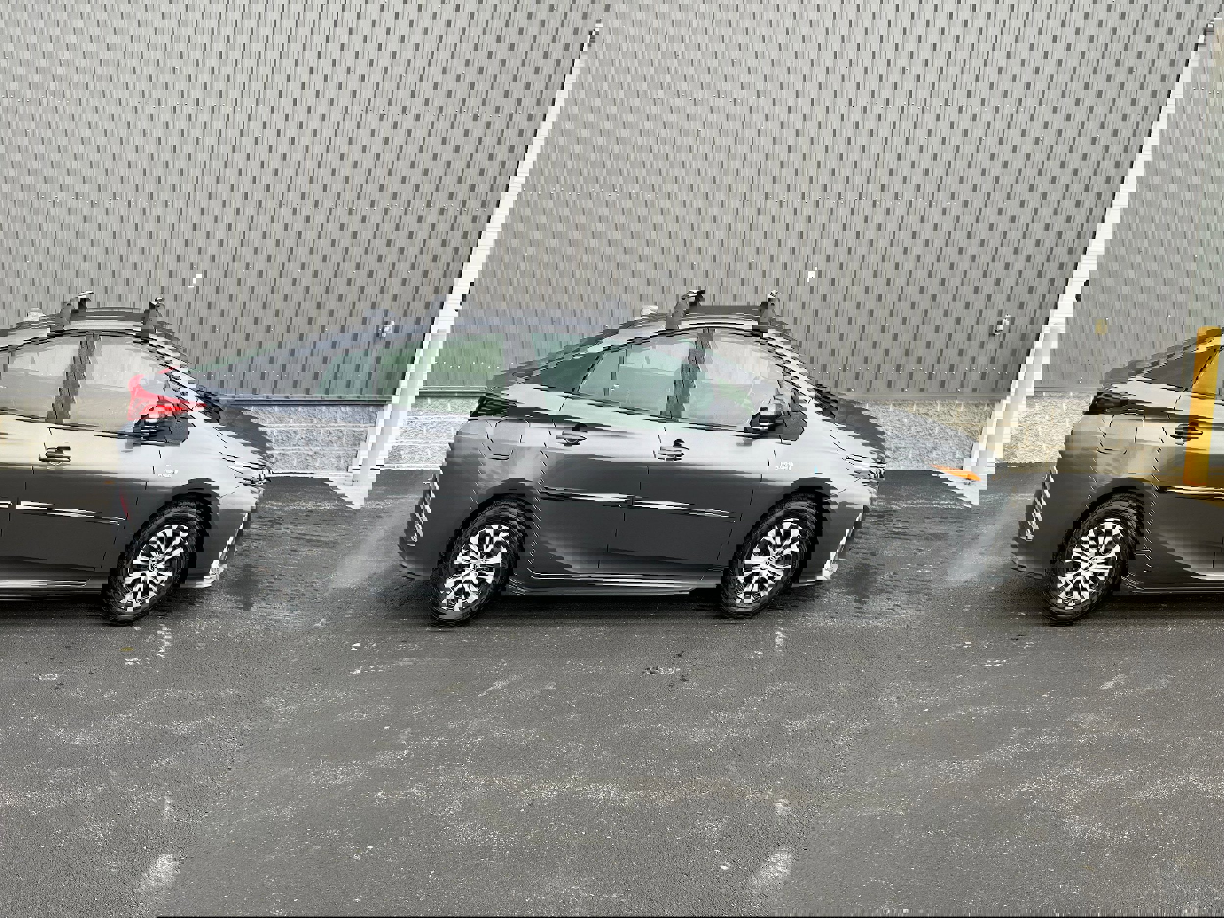 Certified 2022 Toyota Prius Prime LE image 1