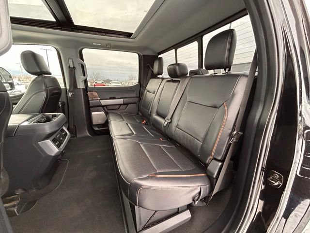 Used 2025 Ford F350 Lariat w/ Black Appearance Package image 46