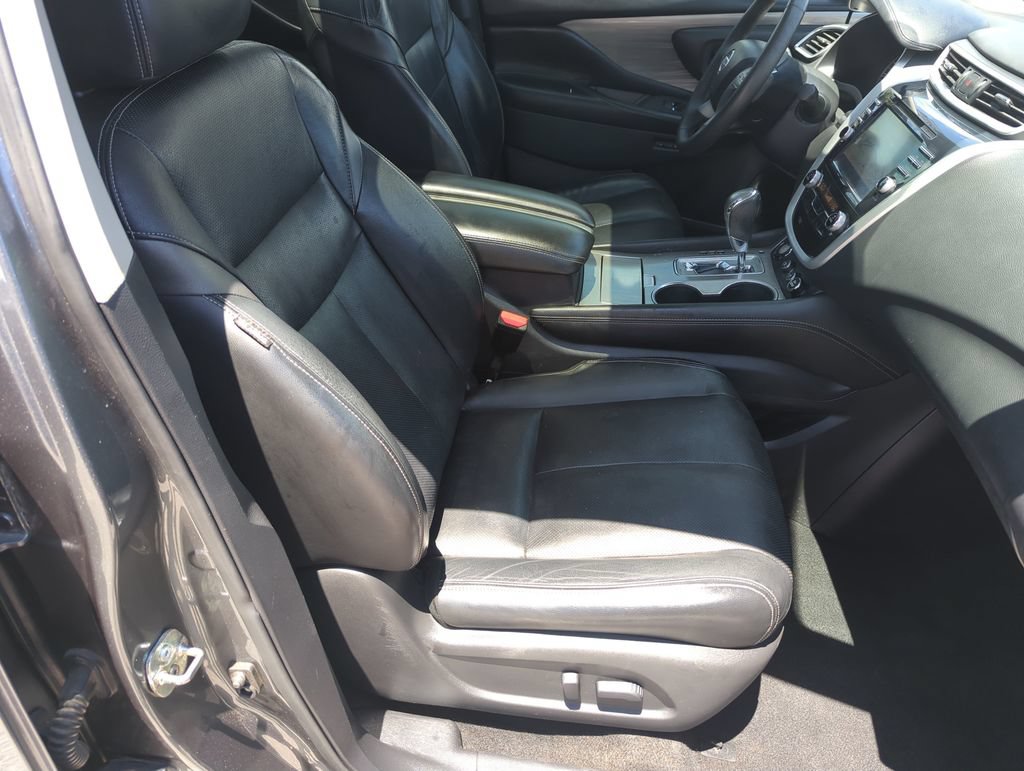 Used 2016 Nissan Murano Platinum w/ Platinum Technology Package FWD image 36