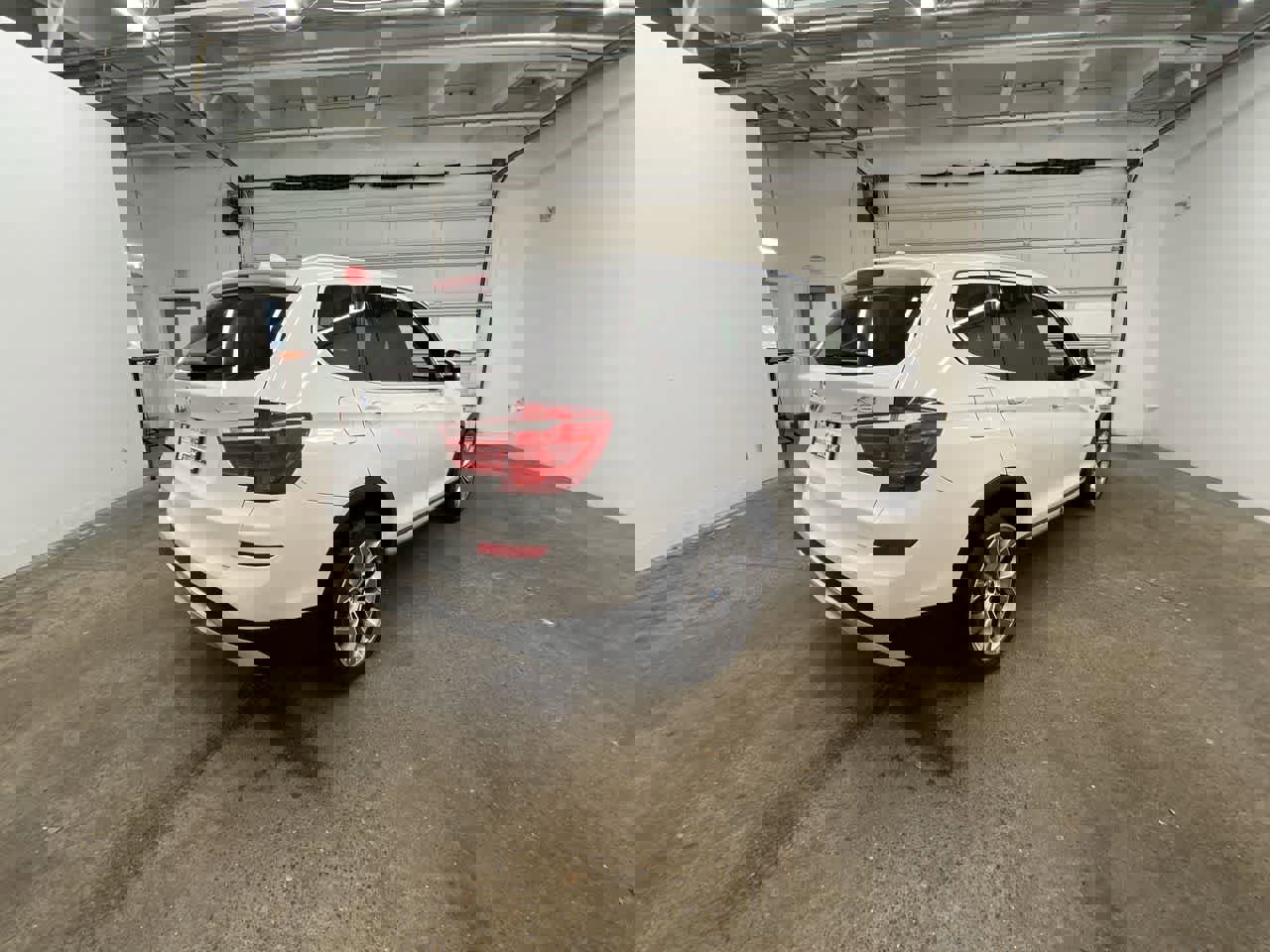 Used 2016 BMW X3 xDrive28d image 6