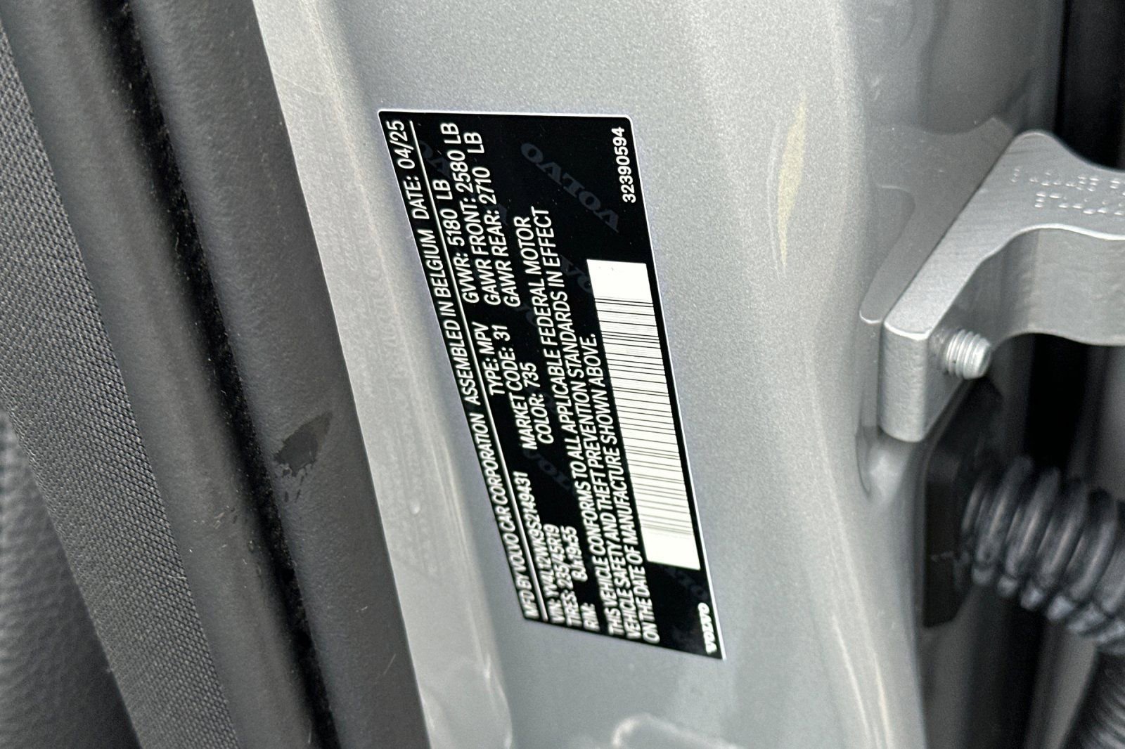 Used 2025 Volvo V60 B5 Cross Country Plus image 34