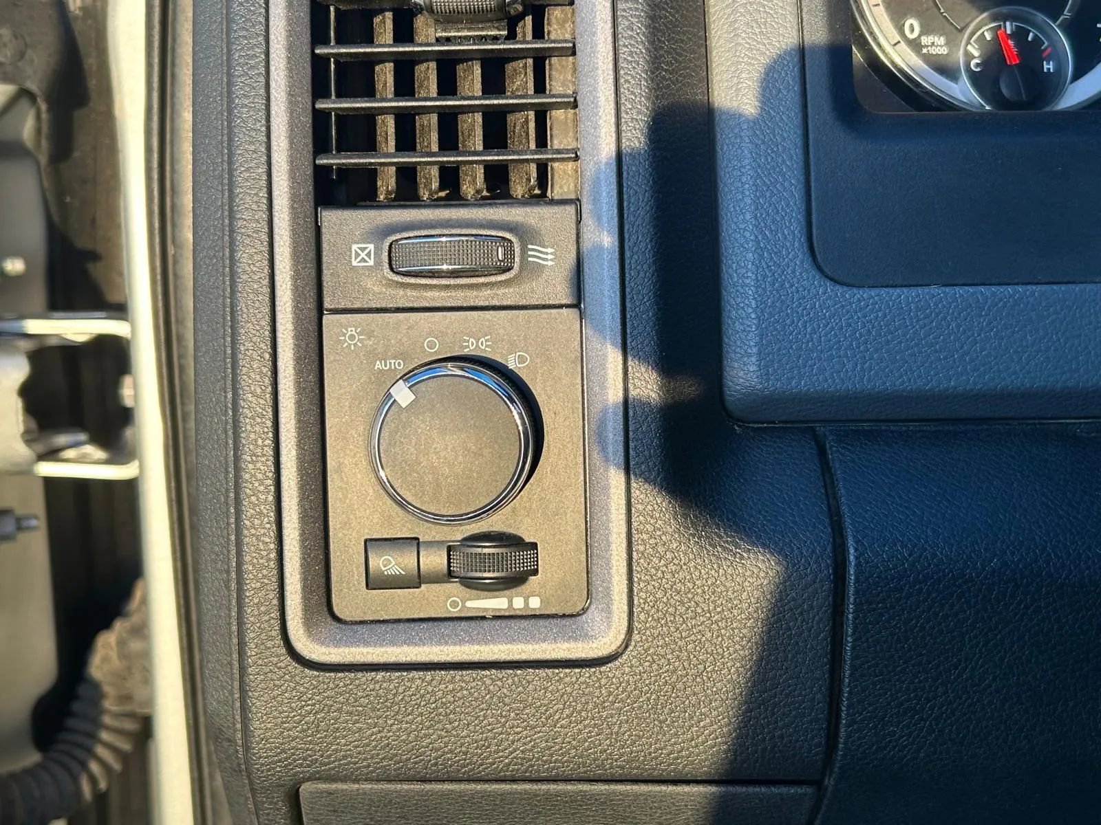 Used 2017 RAM 2500 Tradesman image 24