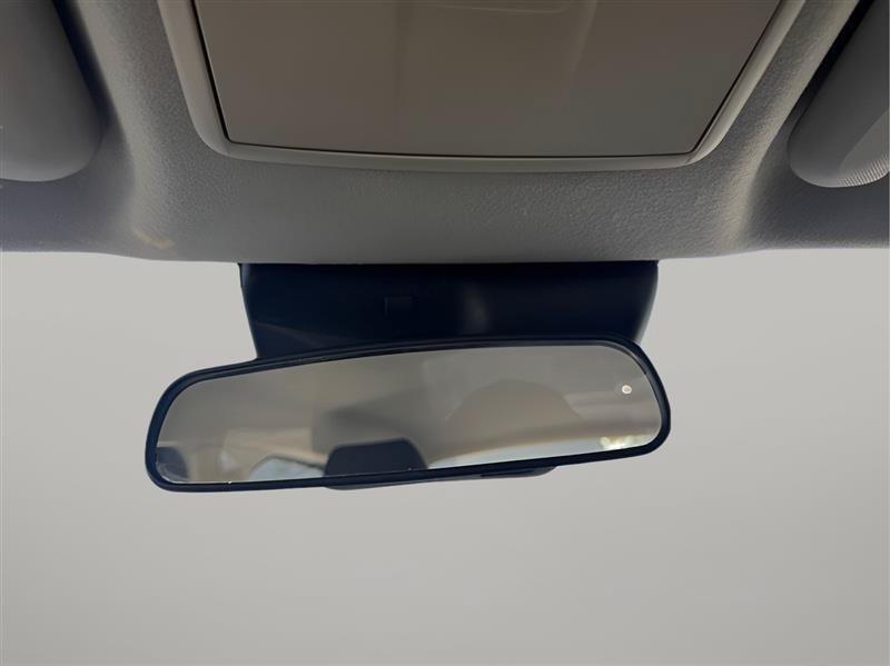 Used 2019 Toyota Yaris XLE FWD image 43