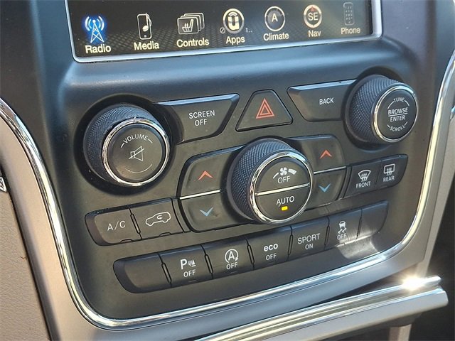 Used 2017 Jeep Grand Cherokee Limited image 17