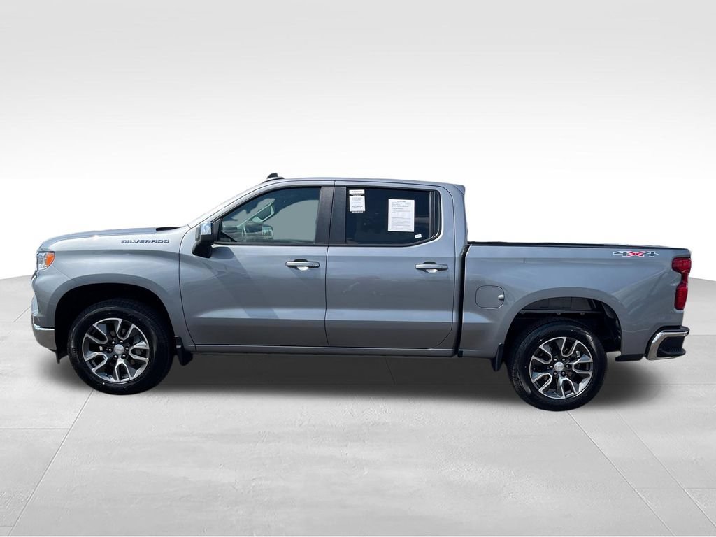 Used 2023 Chevrolet Silverado 1500 LT AWD/4WD image 3