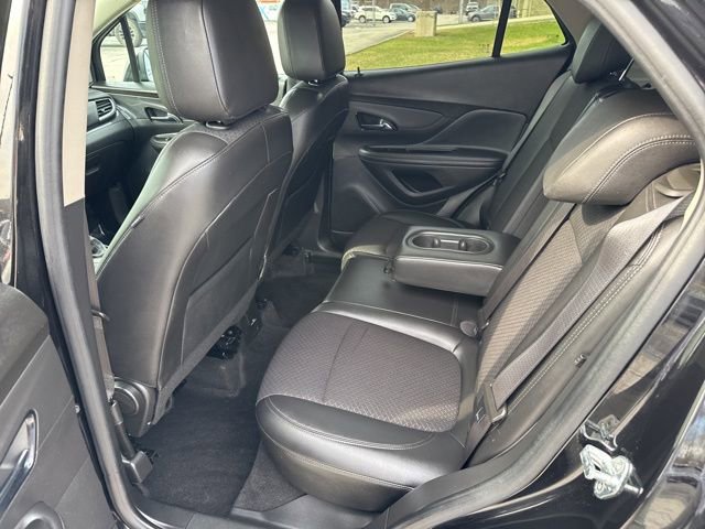 Used 2022 Buick Encore Preferred w/ Safety Package AWD/4WD image 45