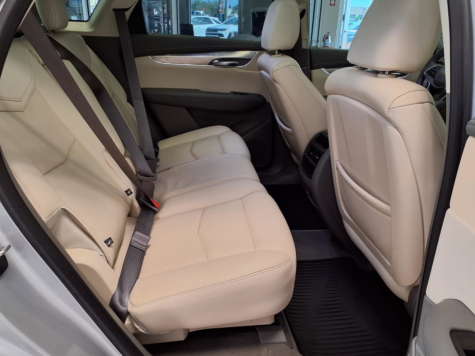 Used 2019 Cadillac XT5 Luxury FWD image 12