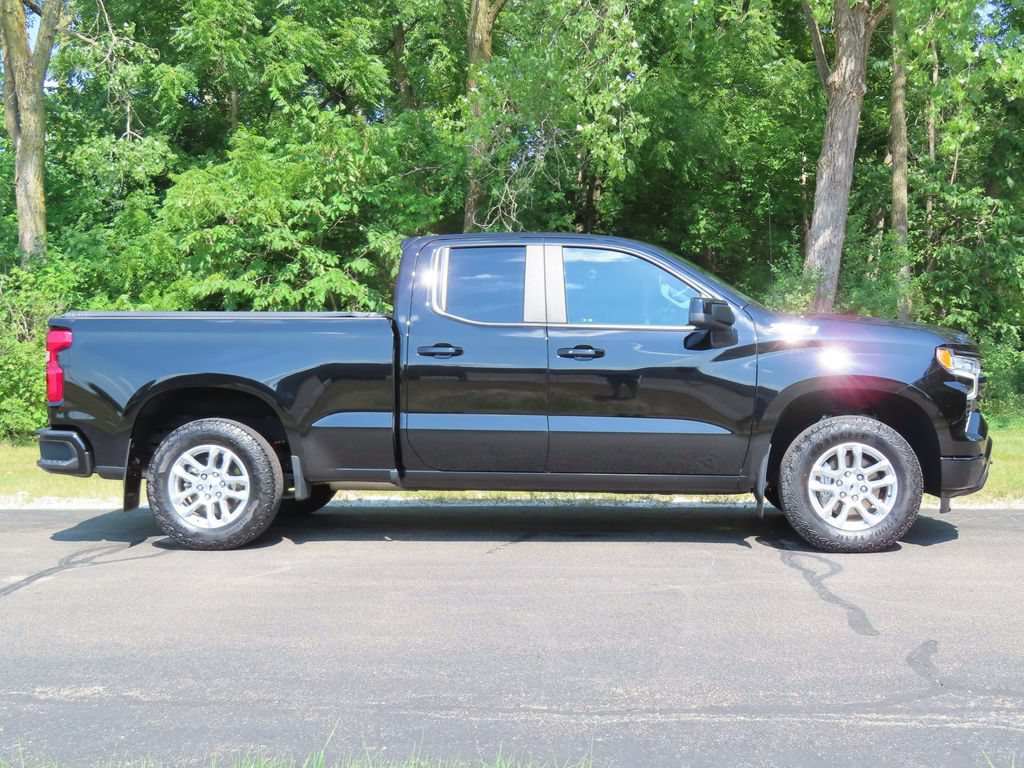 Certified 2024 Chevrolet Silverado 1500 RST w/ Convenience Package II AWD/4WD image 2