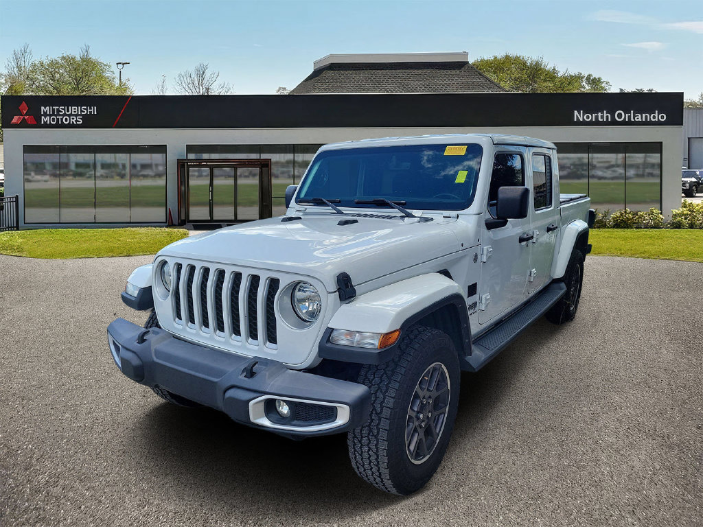 Used 2022 Jeep Gladiator Overland w/ Popular Equipment Package AWD/4WD image 1