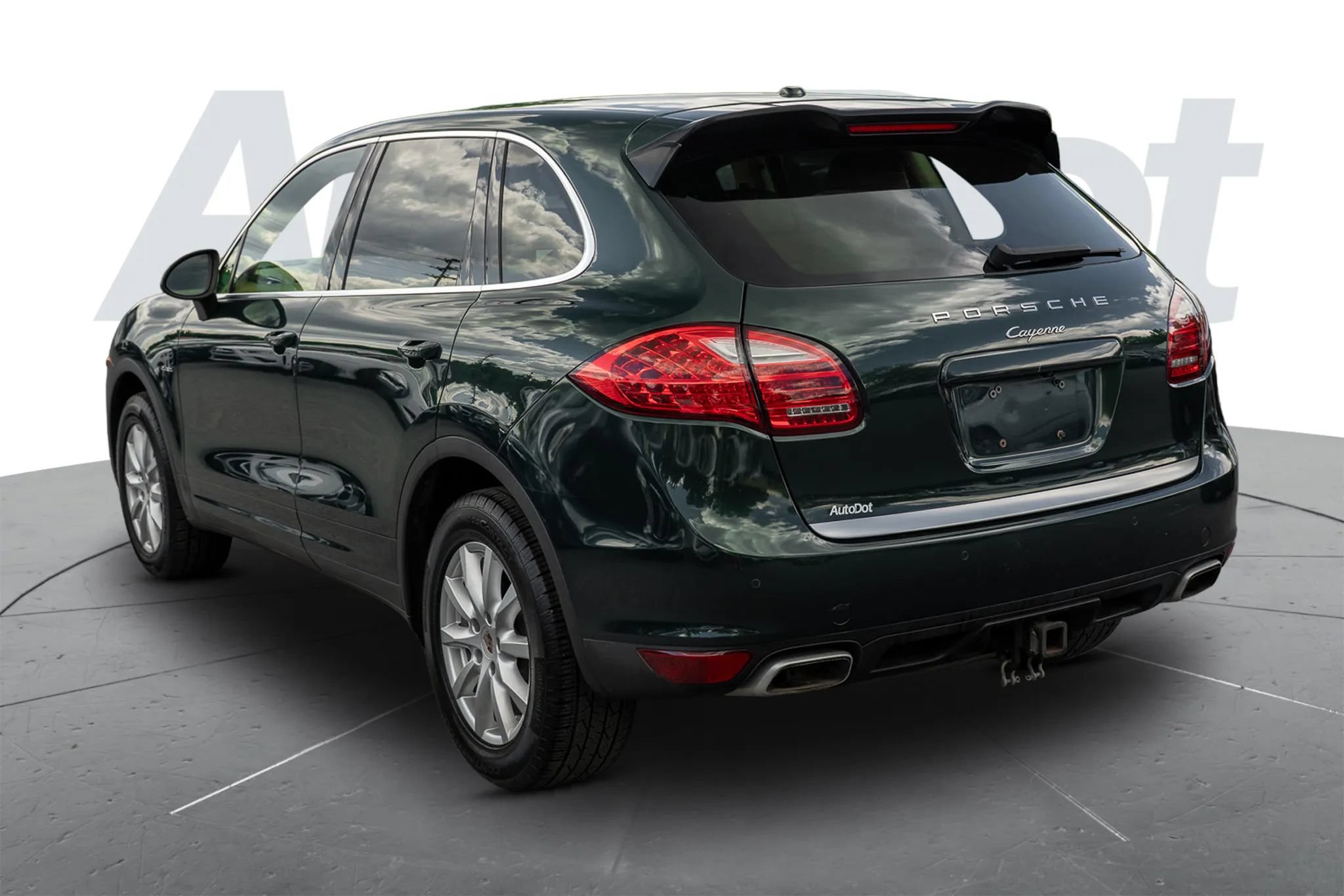 Used 2014 Porsche Cayenne Diesel AWD/4WD image 2