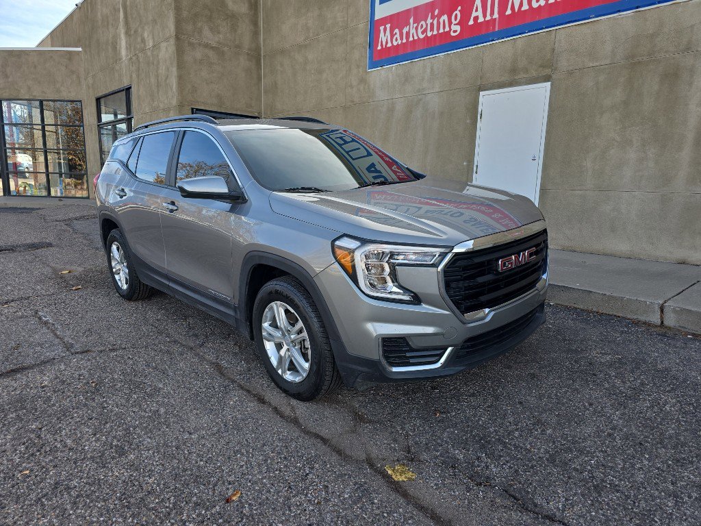 Used 2023 GMC Terrain SLE w/ Driver Convenience Package AWD/4WD image 6