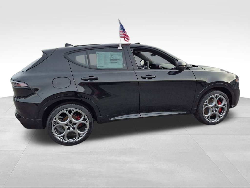 New 2025 Alfa Romeo Tonale w/ Premium Package AWD/4WD image 10