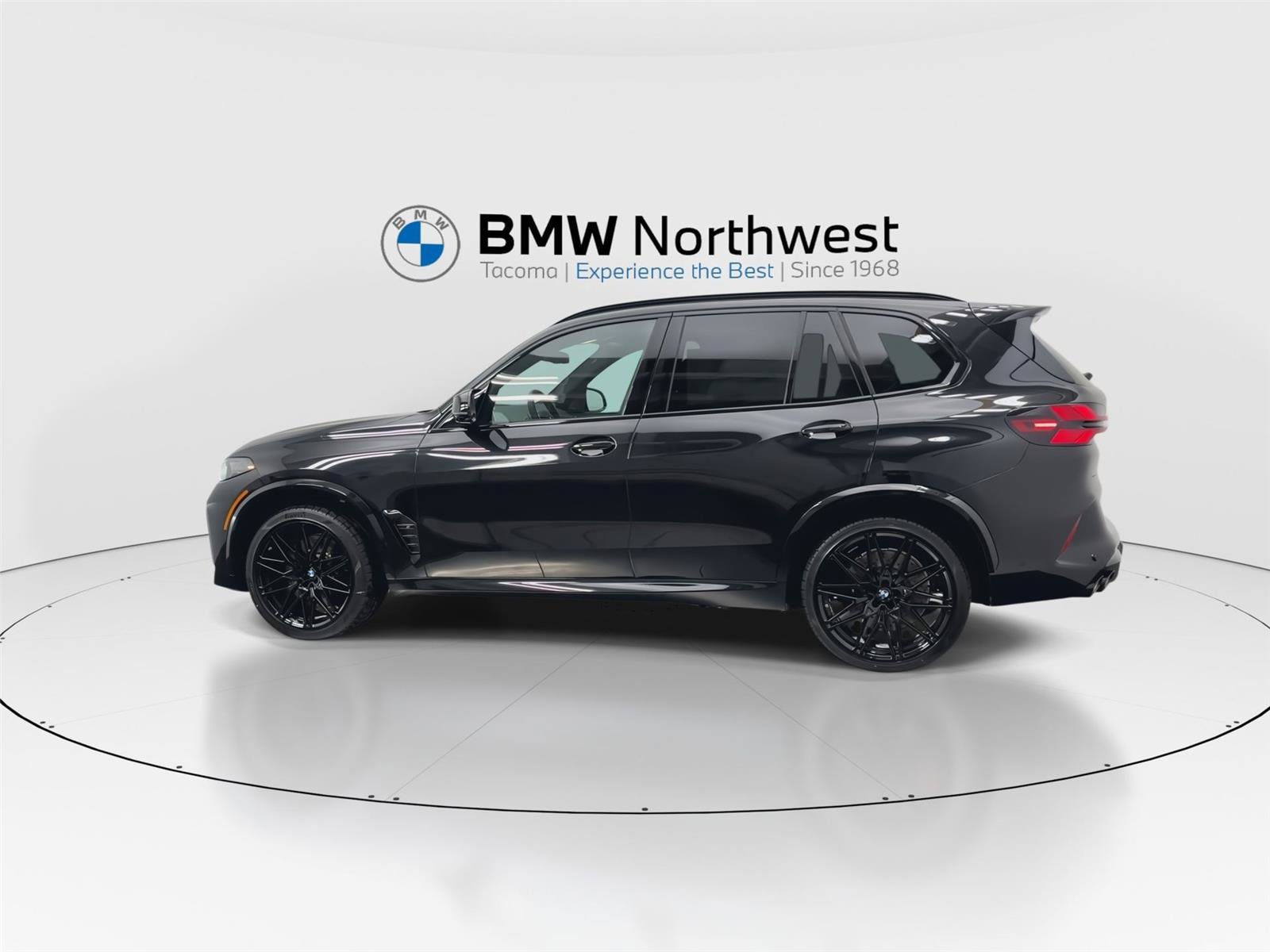 New 2026 BMW X5 M Competition w/ Executive Package image 11