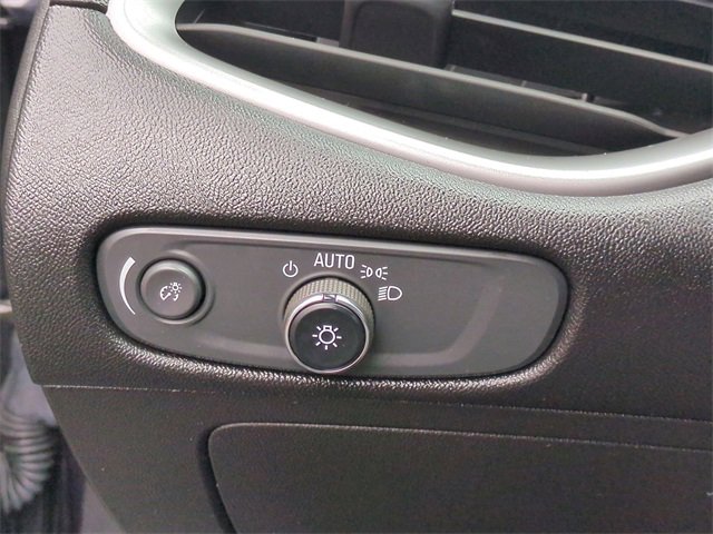 Used 2022 Chevrolet Malibu LT image 18