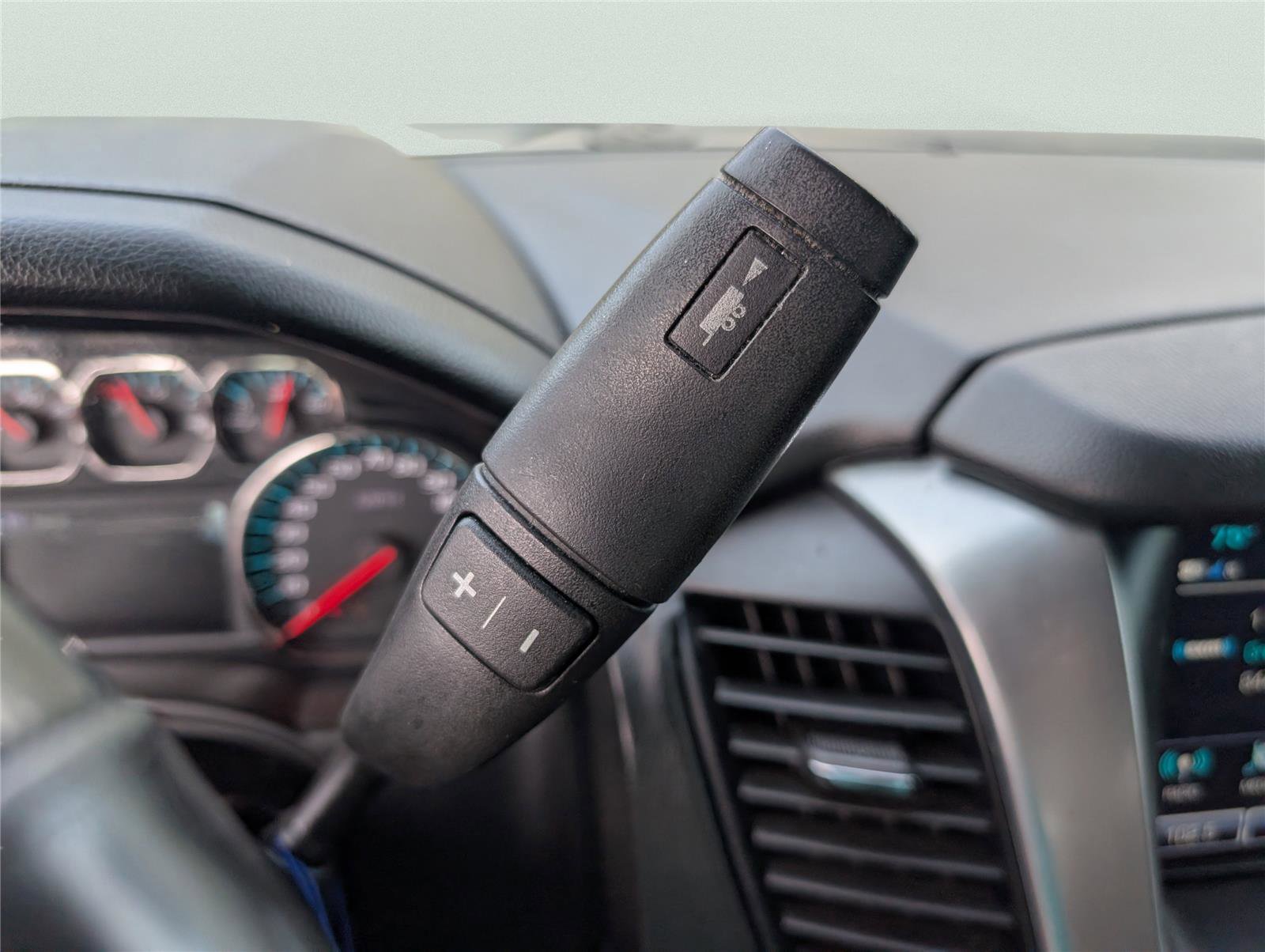 Used 2017 Chevrolet Tahoe LT image 21