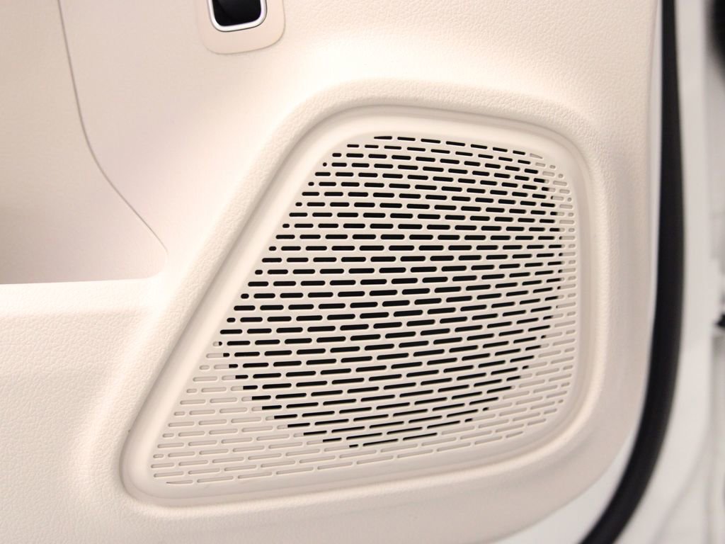 Certified 2023 Mercedes-Benz GLA 250 4MATIC image 24