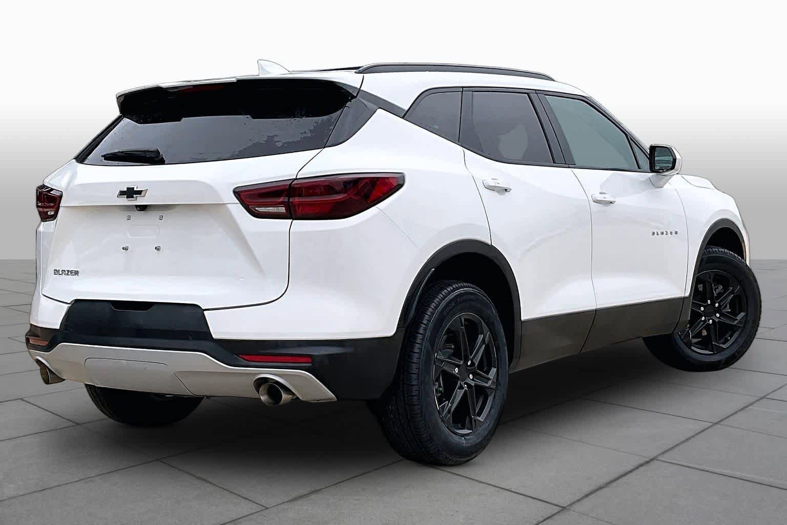 Certified 2024 Chevrolet Blazer LT w/ Convenience Package FWD image 12