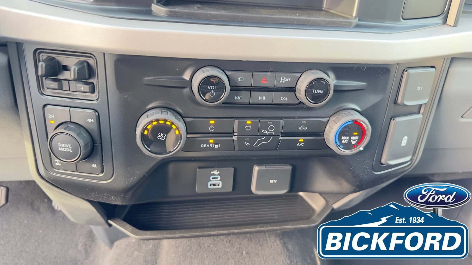 New 2026 Ford F350 XL w/ STX Appearance Package AWD/4WD image 14