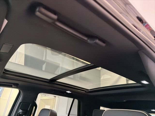 Used 2026 Chevrolet Tahoe Premier w/ Sun And Tow Package image 2