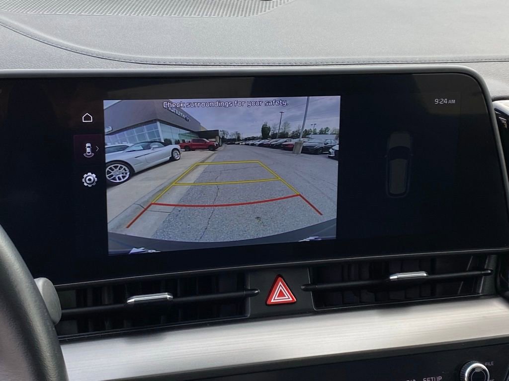 Used 2025 Kia Sportage EX w/ Premium Package image 18