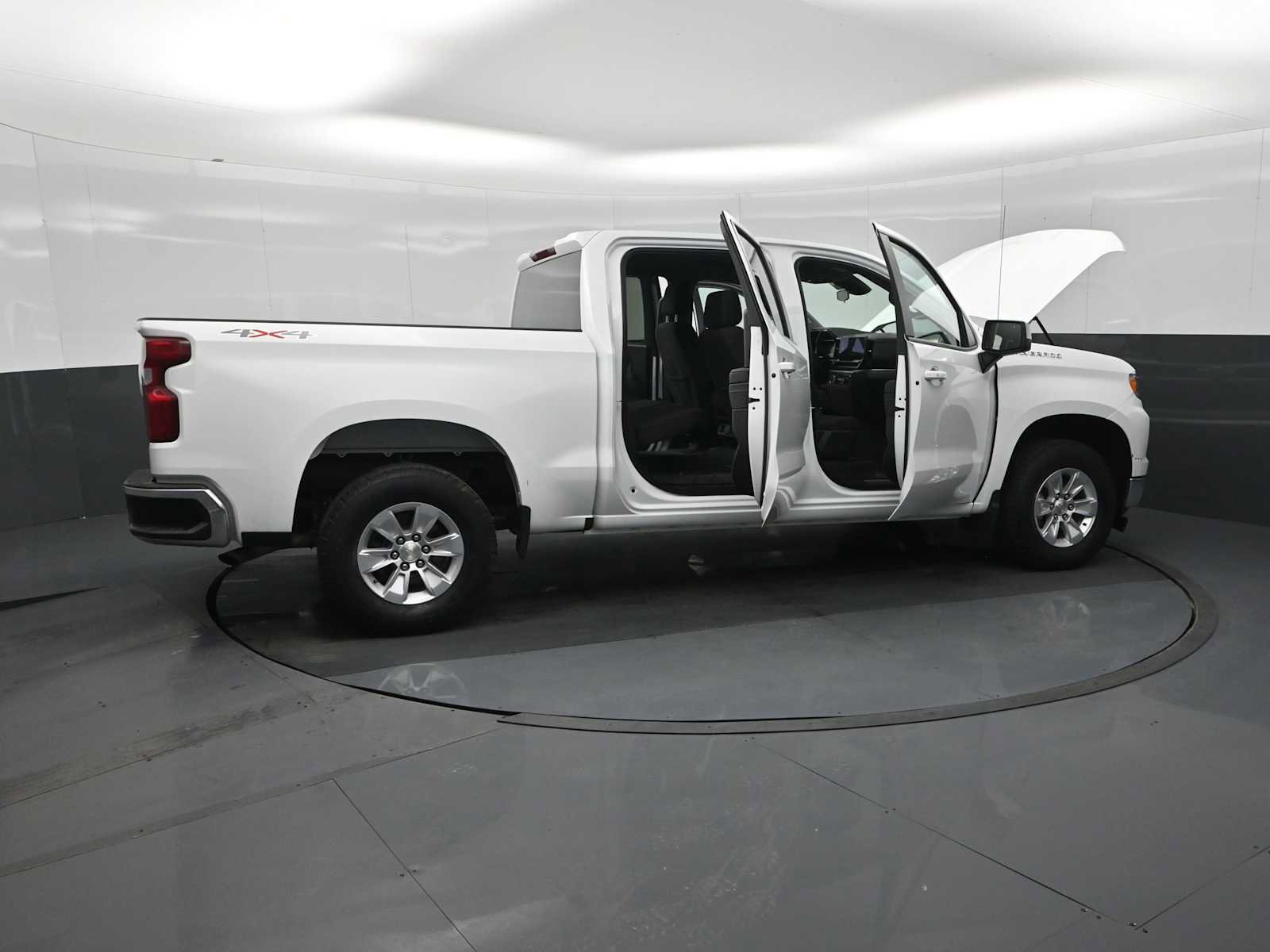 Used 2023 Chevrolet Silverado 1500 LT w/ Work Truck Package image 28