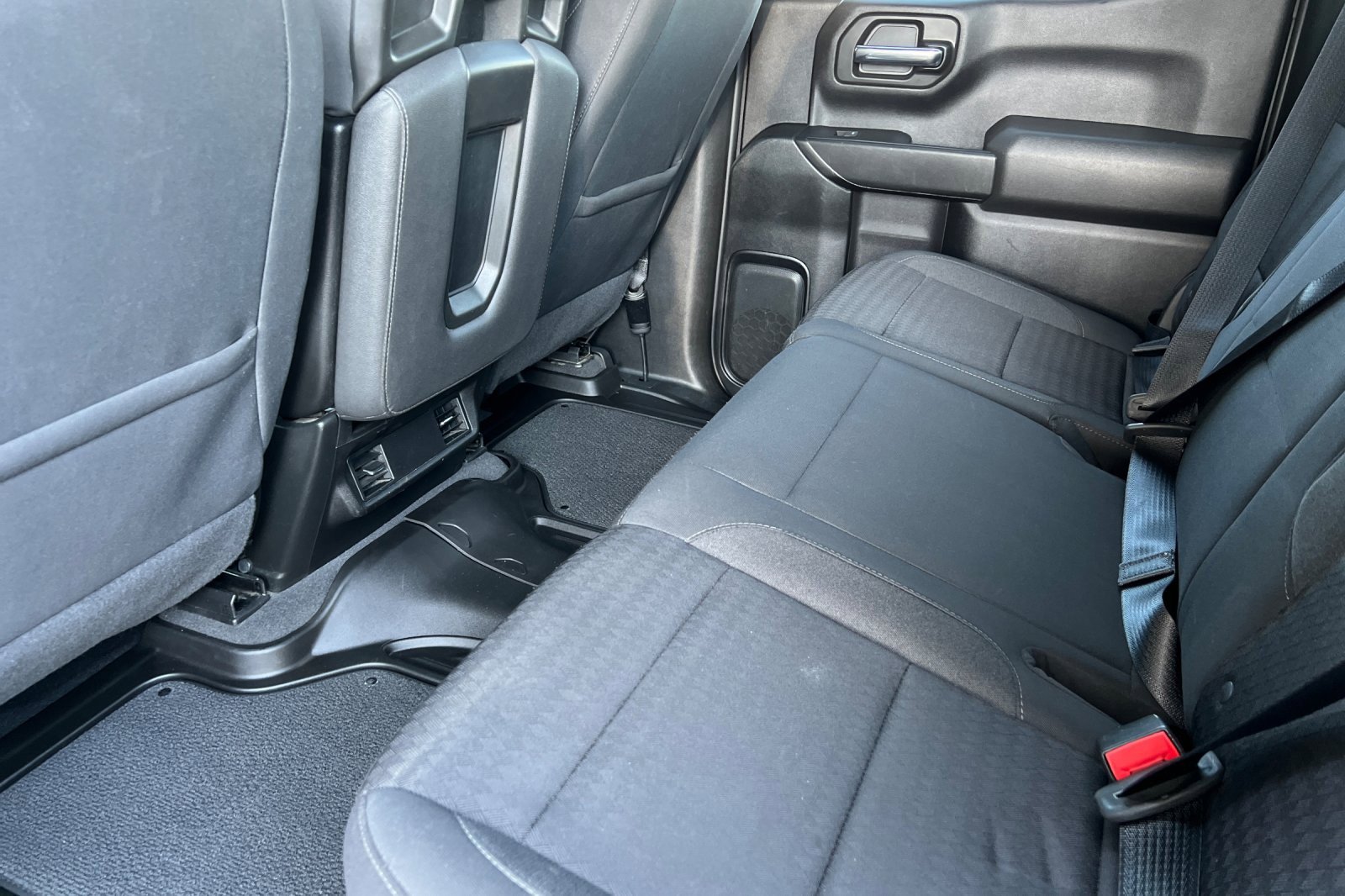 Used 2022 Chevrolet Silverado 1500 Custom image 9