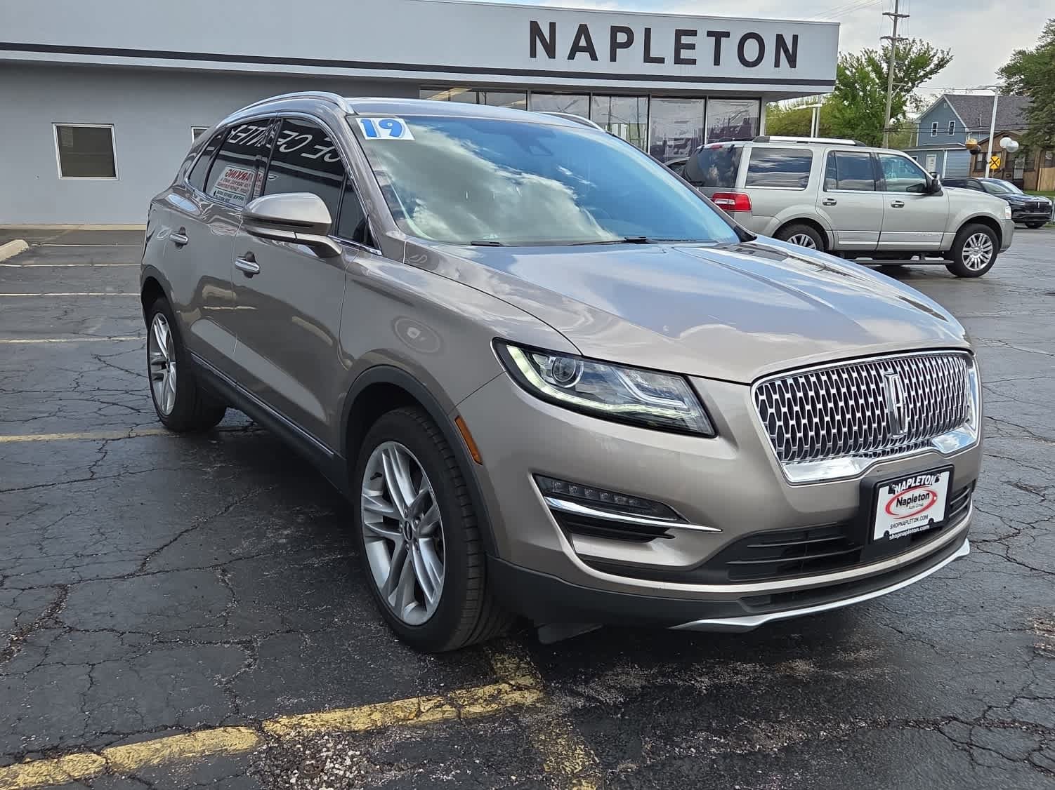 Used 2019 Lincoln MKC Reserve w/ MKC Climate Package AWD/4WD image 3
