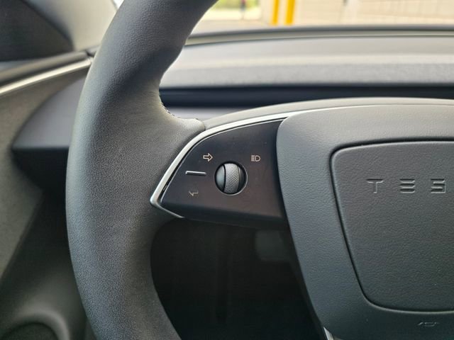 Used 2025 Tesla Model 3 Long Range RWD image 23
