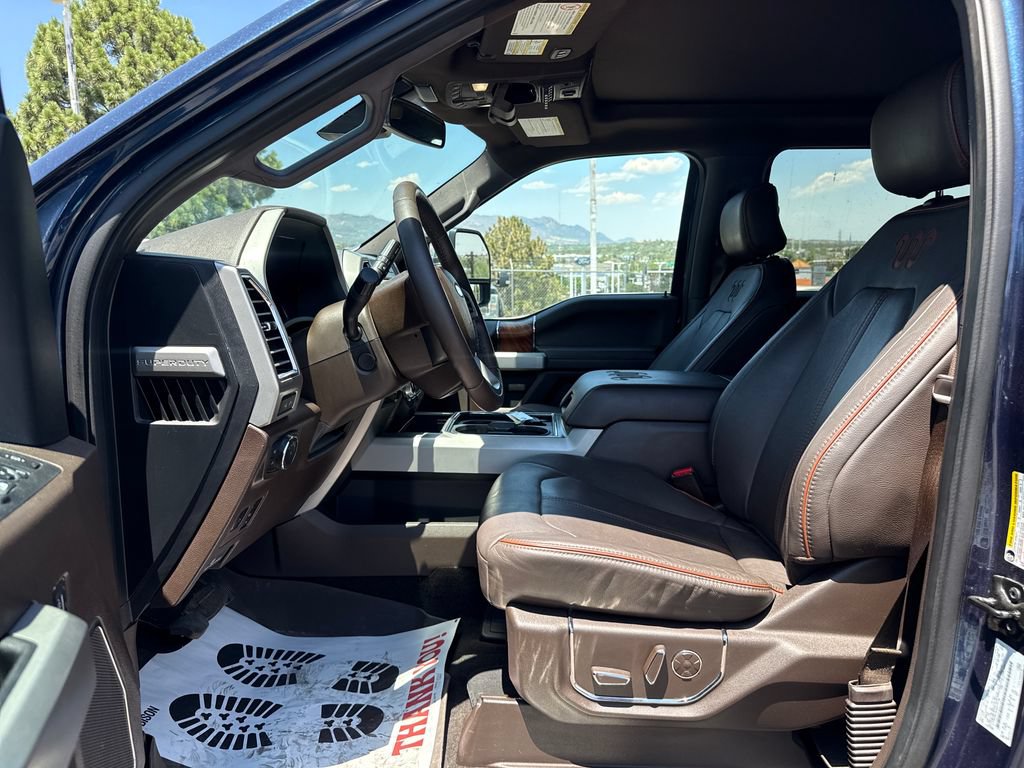 Used 2017 Ford F250 King Ranch w/ King Ranch Ultimate Package AWD/4WD image 11