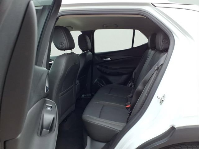 Used 2024 Buick Encore GX Preferred image 11