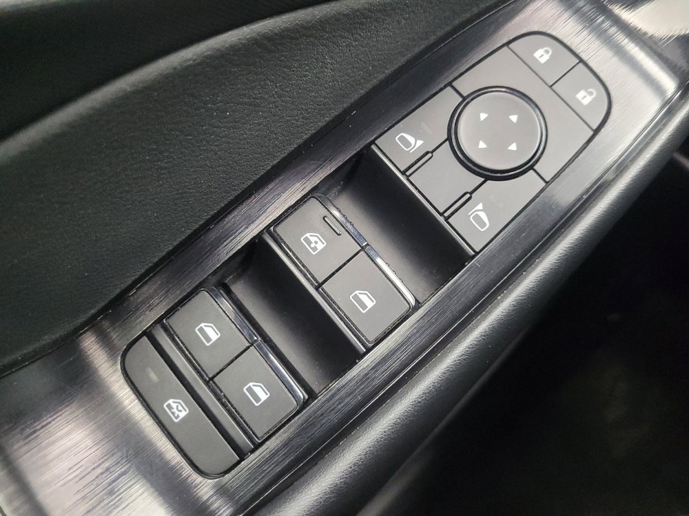 Used 2024 Nissan Rogue S AWD/4WD image 27