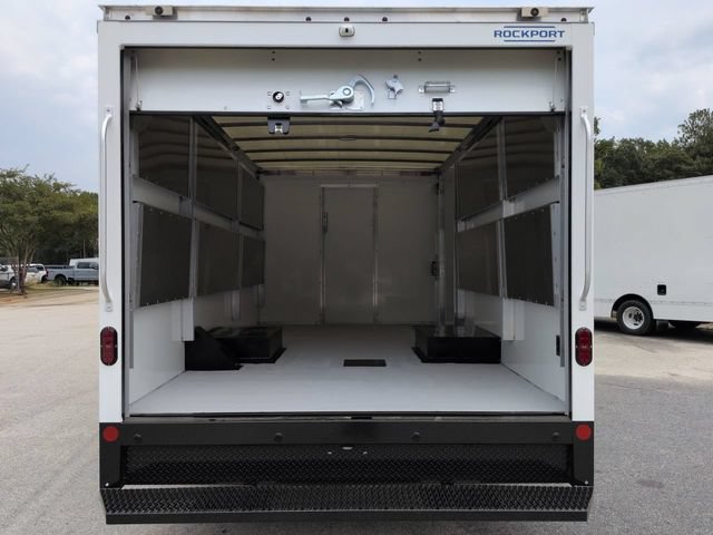 New 2027 Ford E-350 and Econoline 350 Super Duty w/ Power Equipment Group RWD image 12