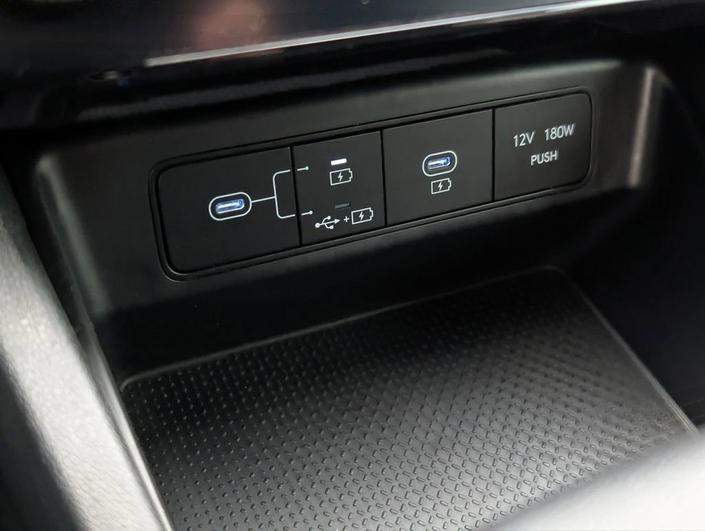 Certified 2026 Hyundai Santa Cruz SEL image 18