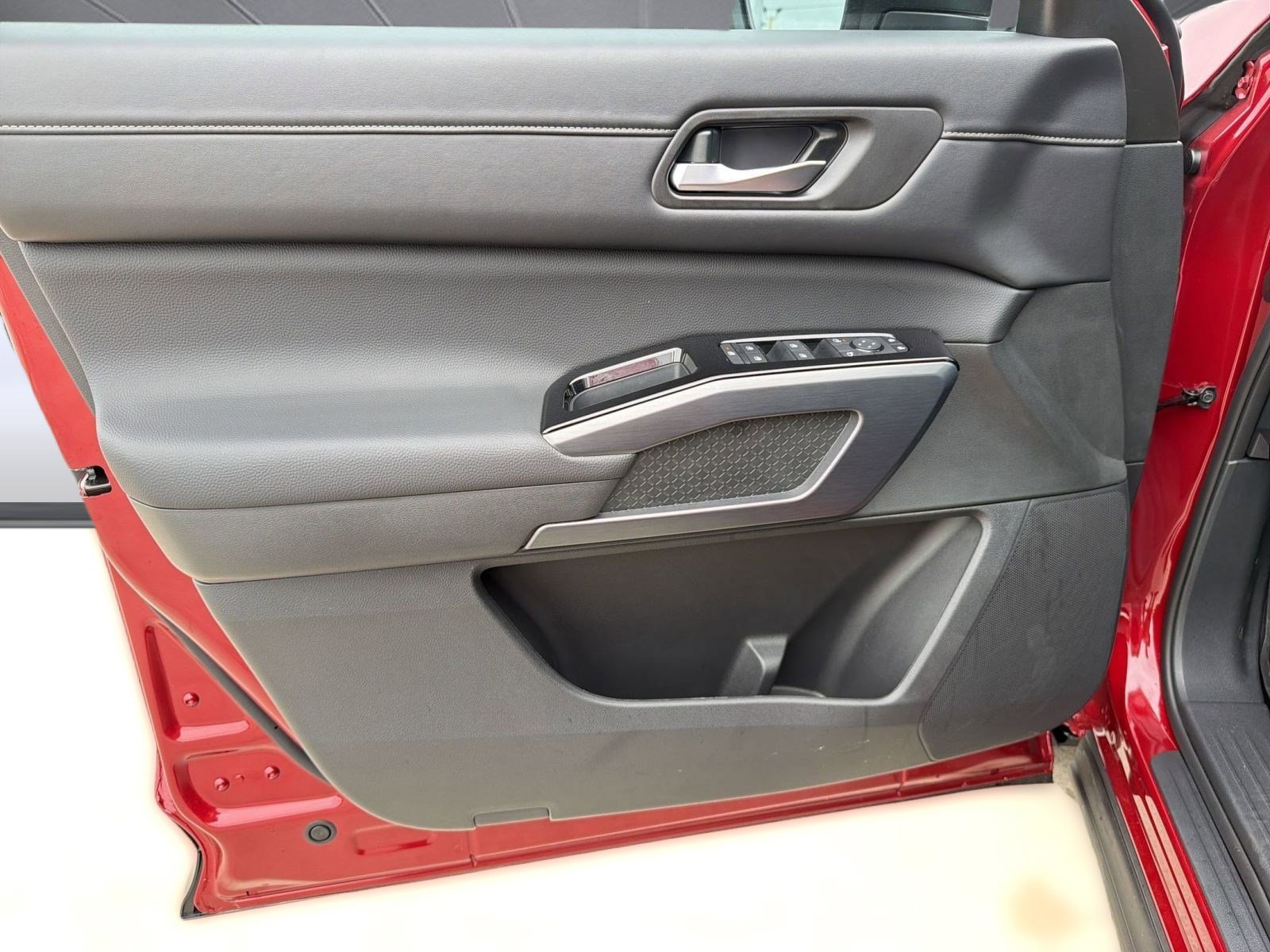 New 2026 Nissan Pathfinder SL image 20