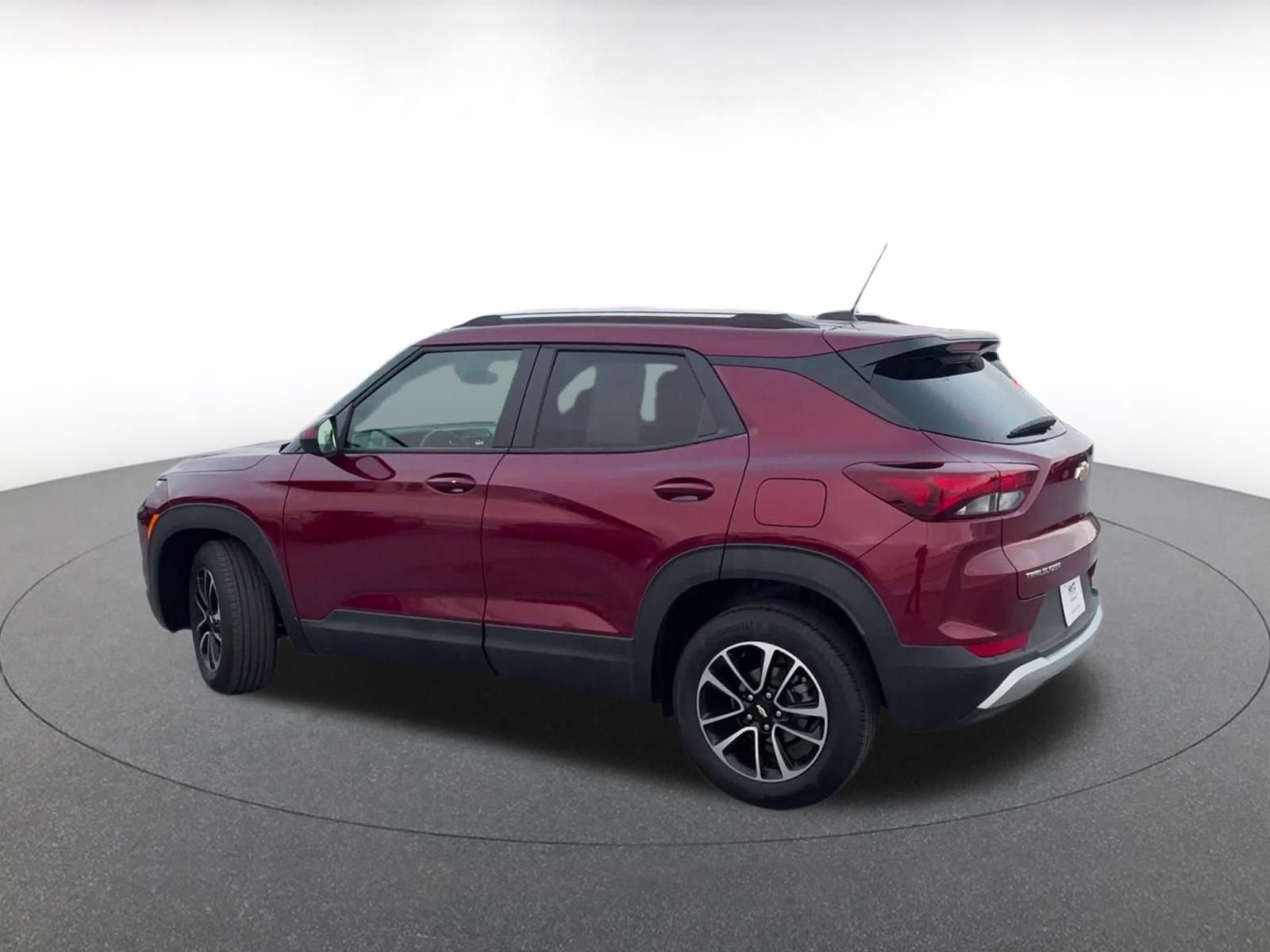 Used 2025 Chevrolet TrailBlazer LT image 10