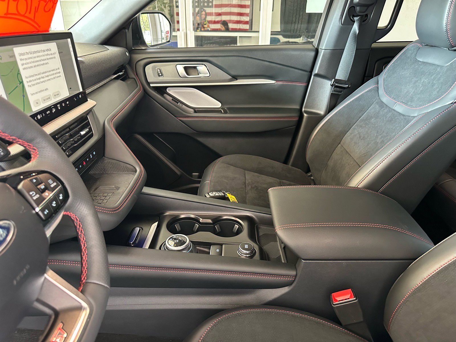 Used 2025 Ford Explorer ST w/ Sun And Sound Package AWD/4WD image 19