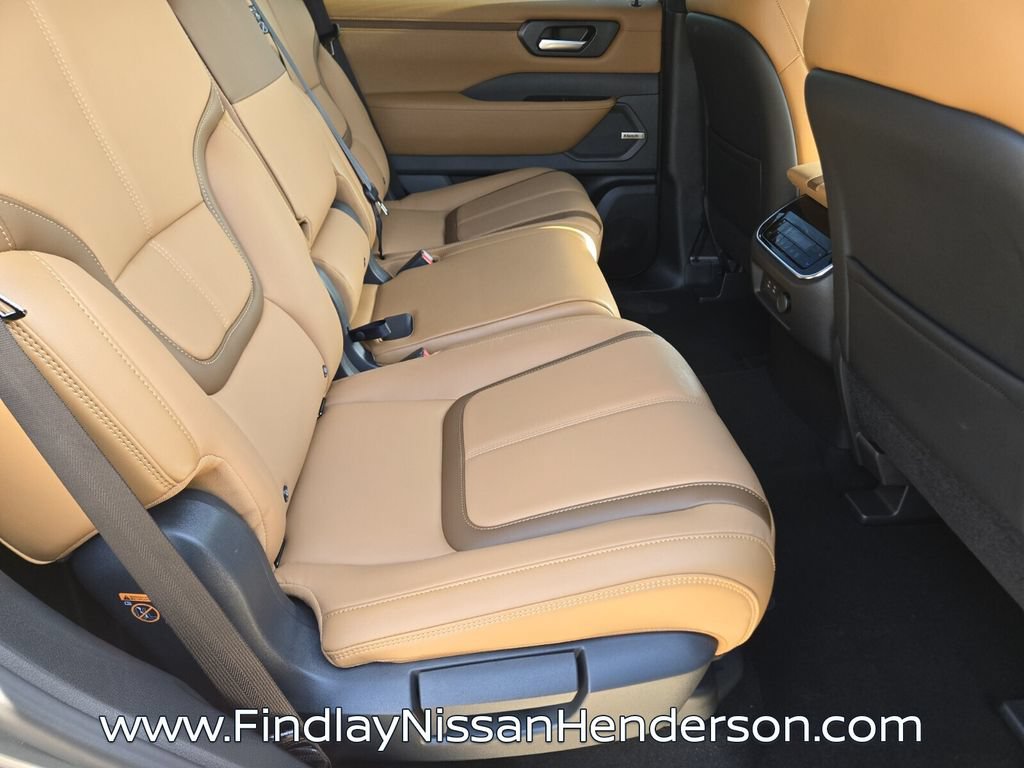 New 2026 Nissan Armada SL AWD/4WD image 17