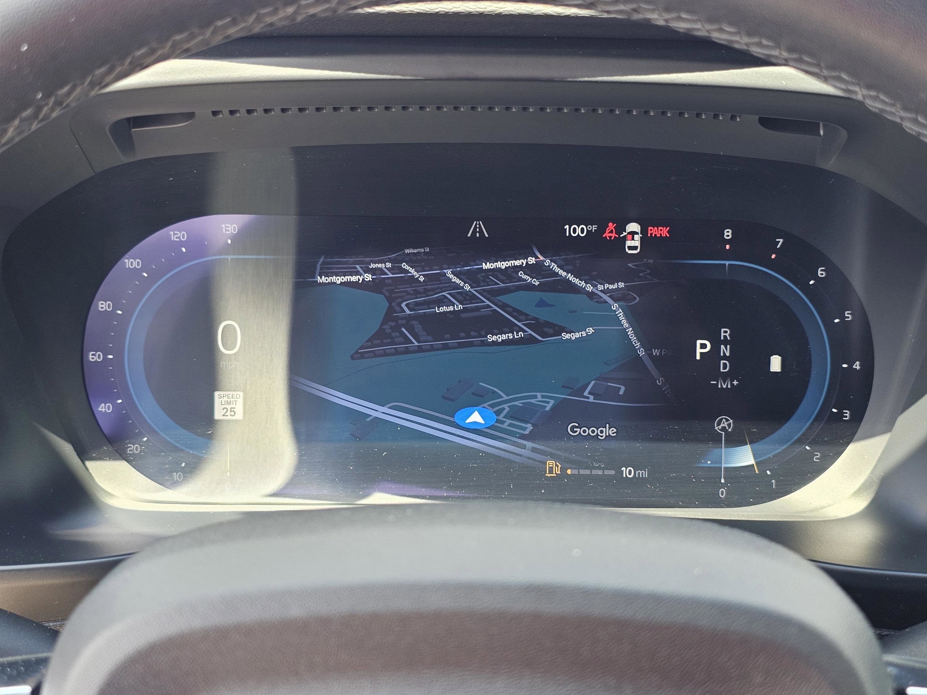 Used 2023 Volvo XC40 B5 Core image 21