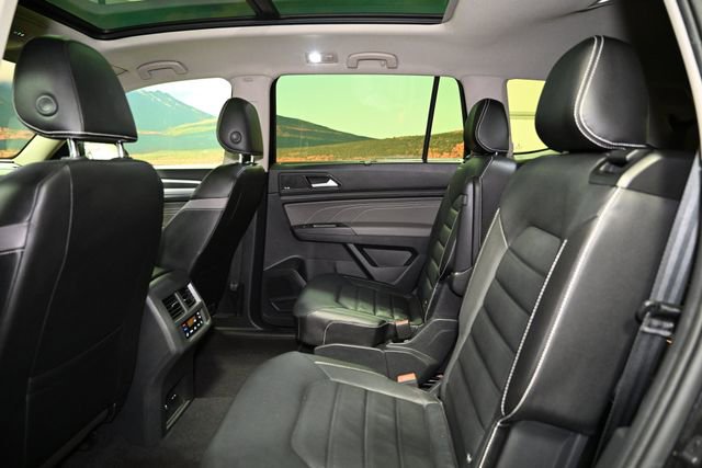 Used 2022 Volkswagen Atlas SEL Premium image 55