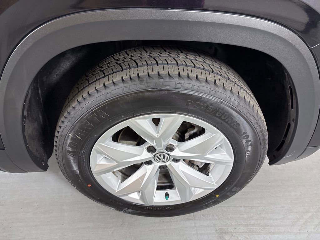 Used 2018 Volkswagen Atlas SEL AWD/4WD image 12