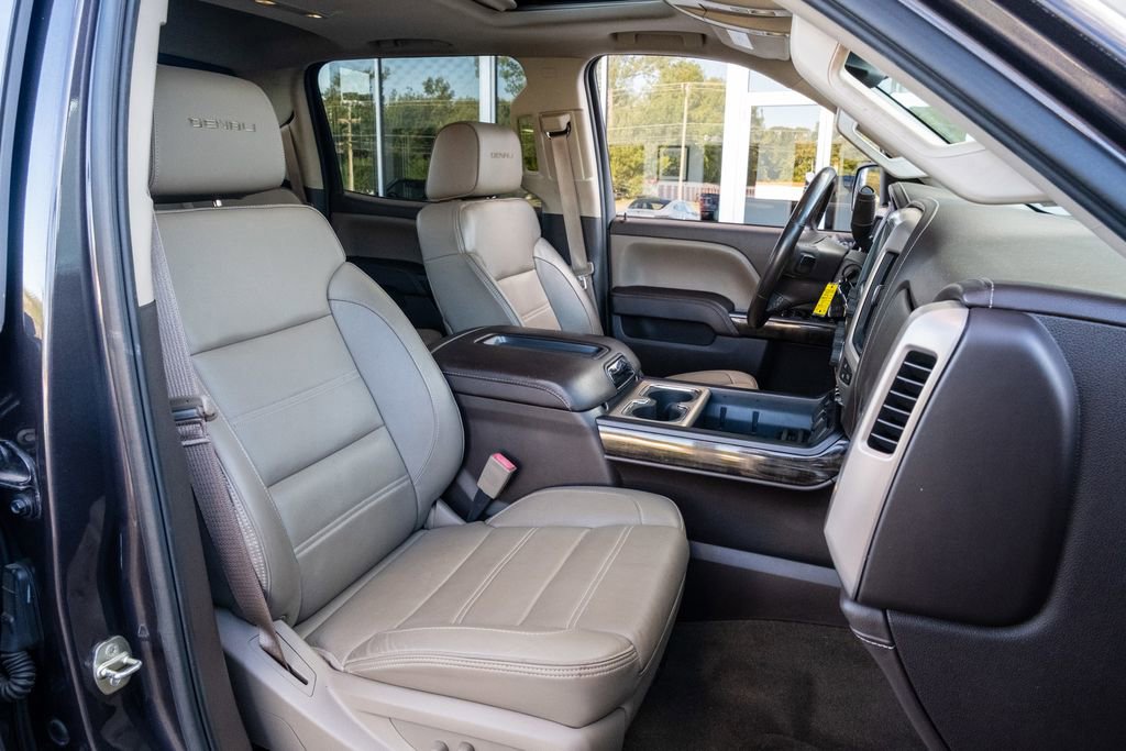 Used 2015 GMC Sierra 2500 Denali w/ Duramax Plus Package image 28